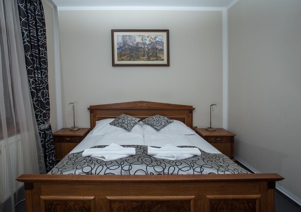 Penzion Reichova Vila Valašské Meziříčí Exterior foto